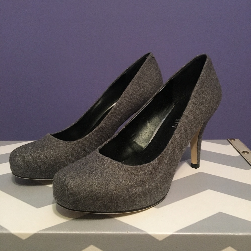 Size 7.5 Madden Girl Dark Gray Getta Heels
